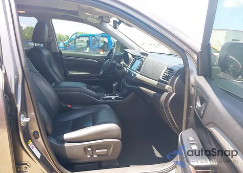 2019 Toyota Highlander Limited Platinum from USA, damaged, VIN 5TDYZRFH7KS342152